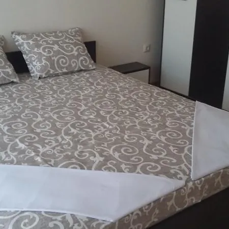 7 Oborishte Apartman Ravda